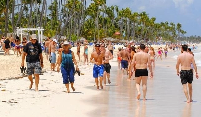 MITUR anuncia la llegada de 735,064 turistas en el mes de julio